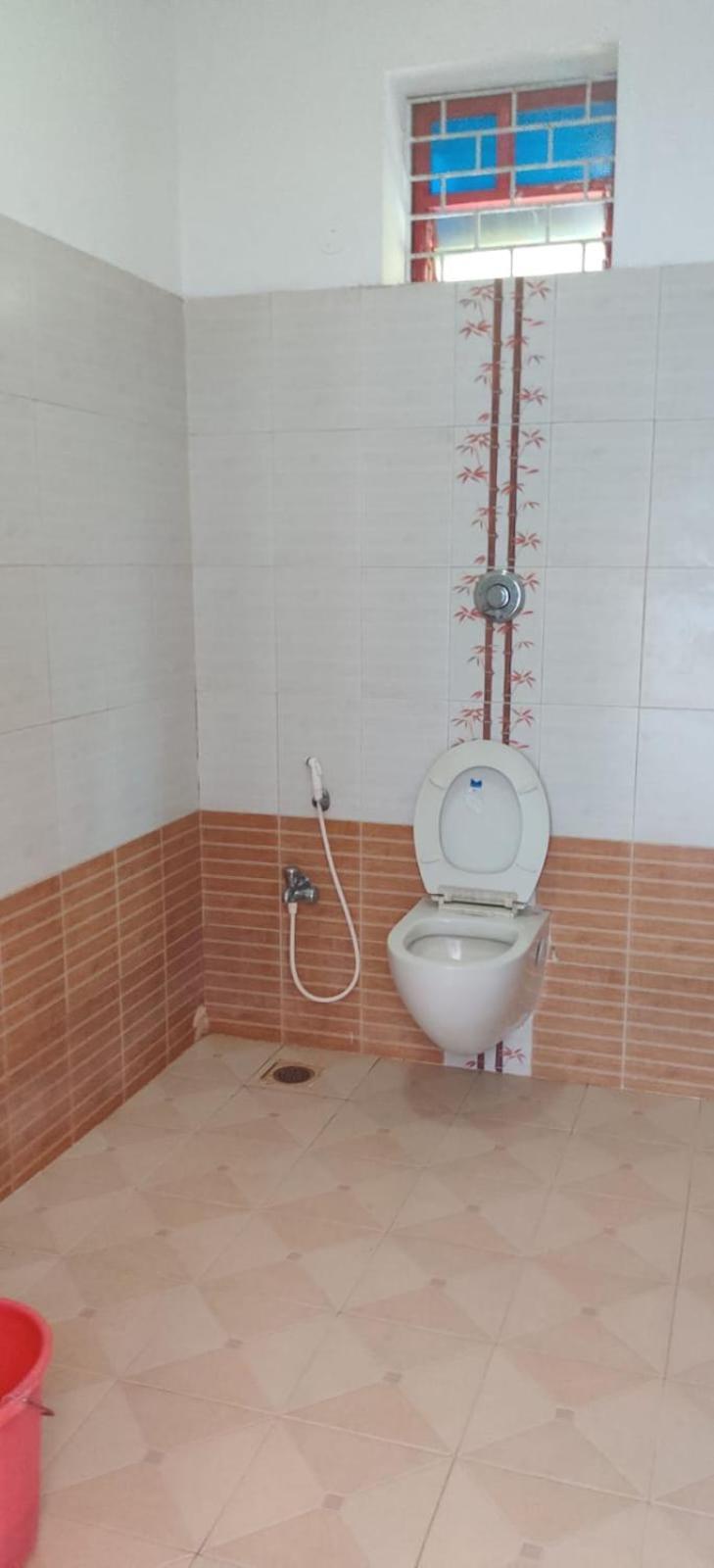 Pebbles Guesthouse Анжуна Экстерьер фото